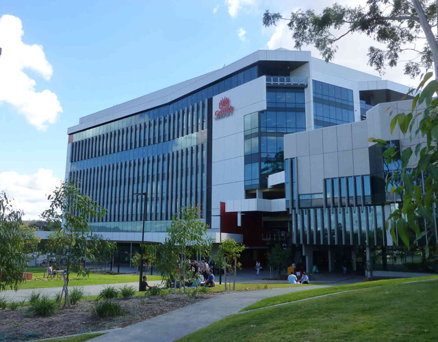 格里菲斯大学